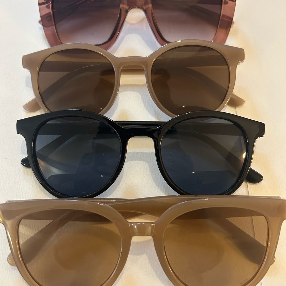 Sunglasses - 4 Pairs